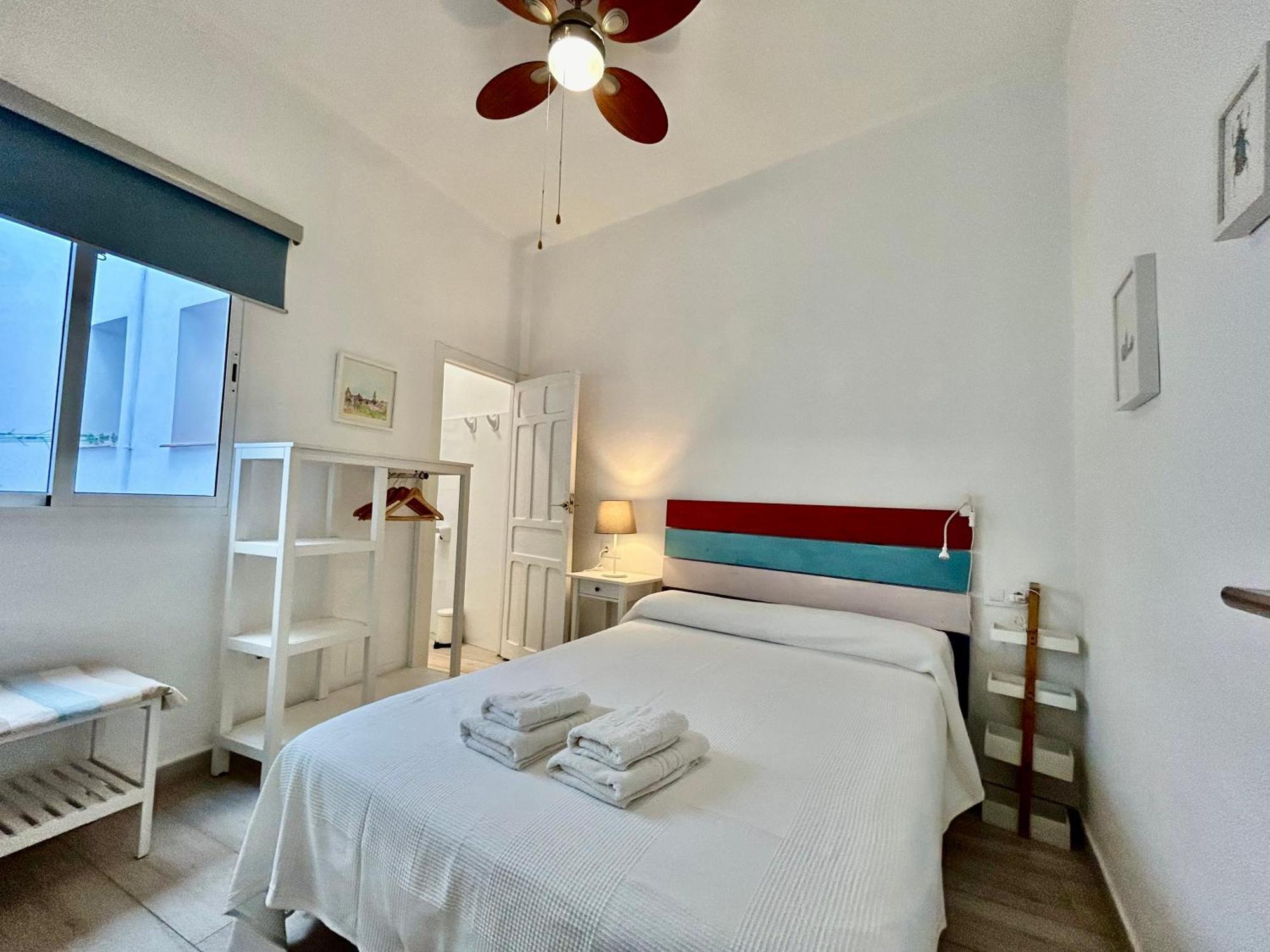 Acogedor Apt 8Pax 4Bdr 2Bth- Cozyhomesevilla2 Exterior foto